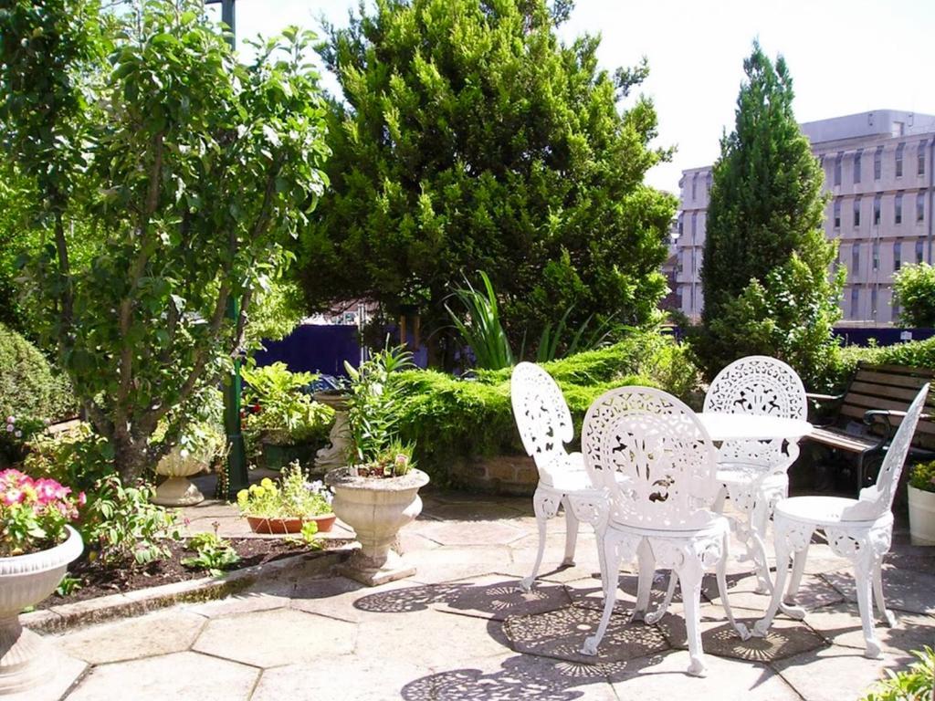 Braeside Guesthouse Exeter Exterior photo